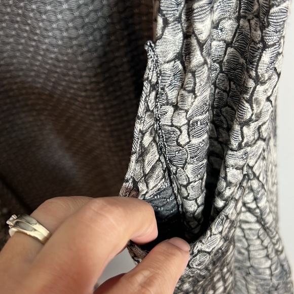 Flutter & Squeak snake skin print open front waterfall style cardigan size Xl - Picture 4 of 6